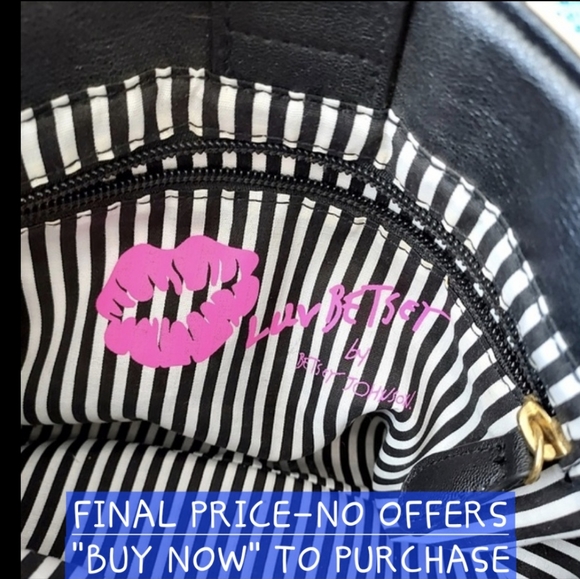 Betsey Johnson Handbags - ⤵️LUV BETSY By Betsey Johnson Irish Cream Bowtie Tote Purse - Green Camo🤍